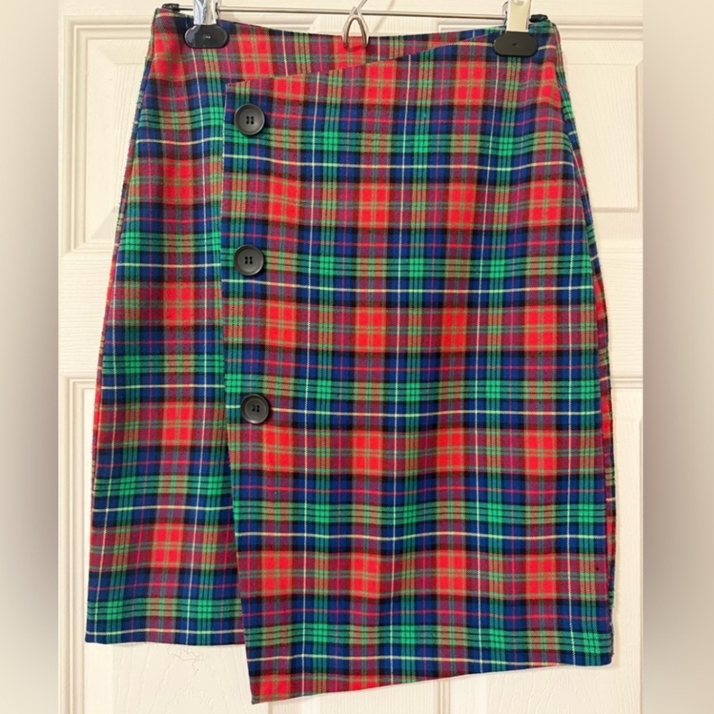 Bershka Plaid Button-Front Skirt NWT | Size S